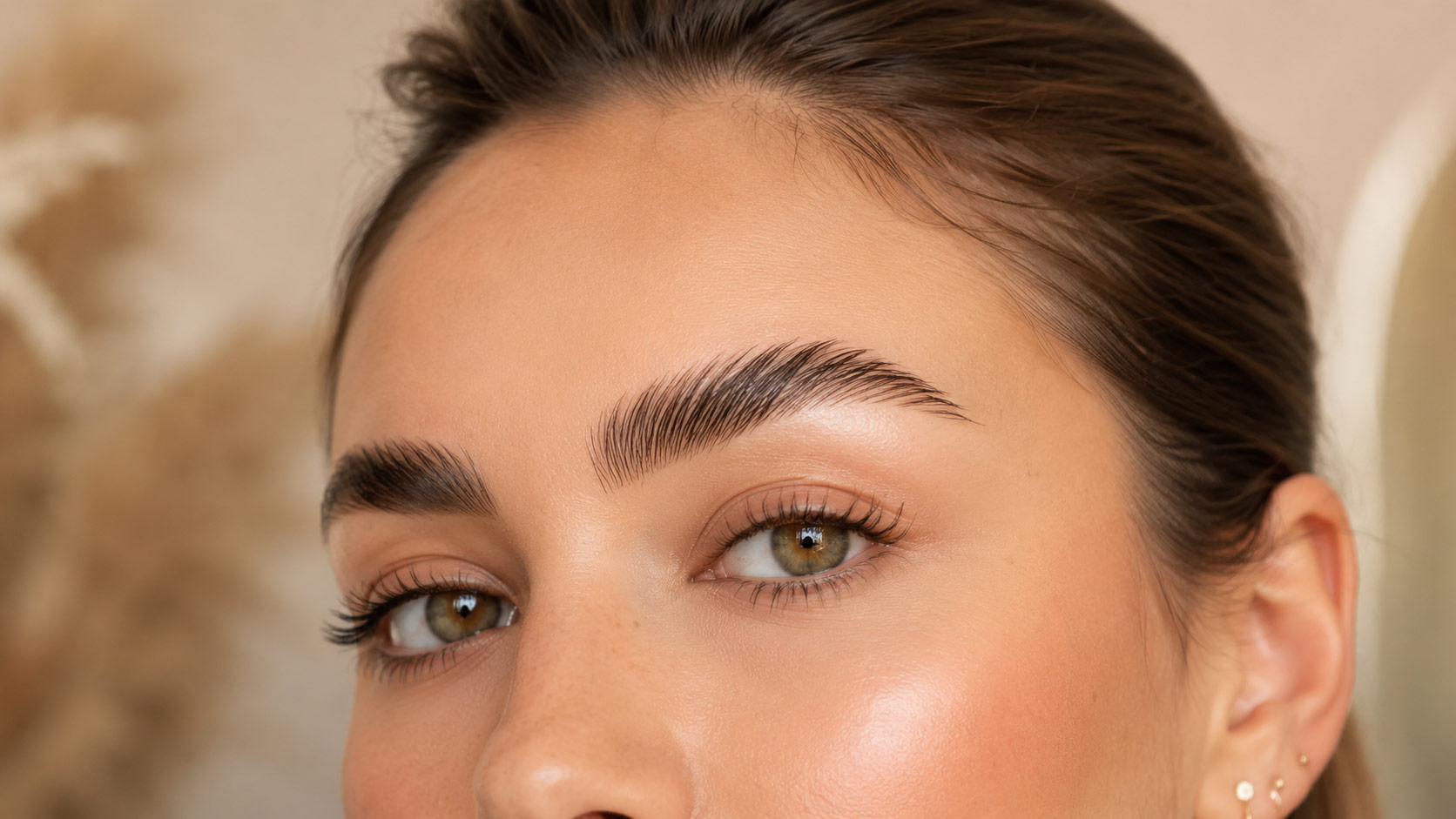 Professional brow services near Richmond Hill